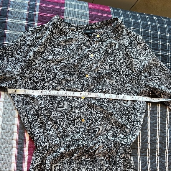 Sheer Whowhatwear Black/ Off White Printed Maxi Dress. Spring. Size XS. - Picture 5 of 8